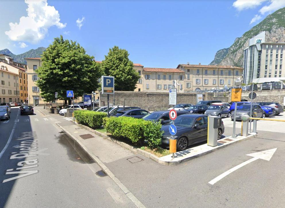 Ferienwohnung Casa Imbarcadero Lecco Exterior foto